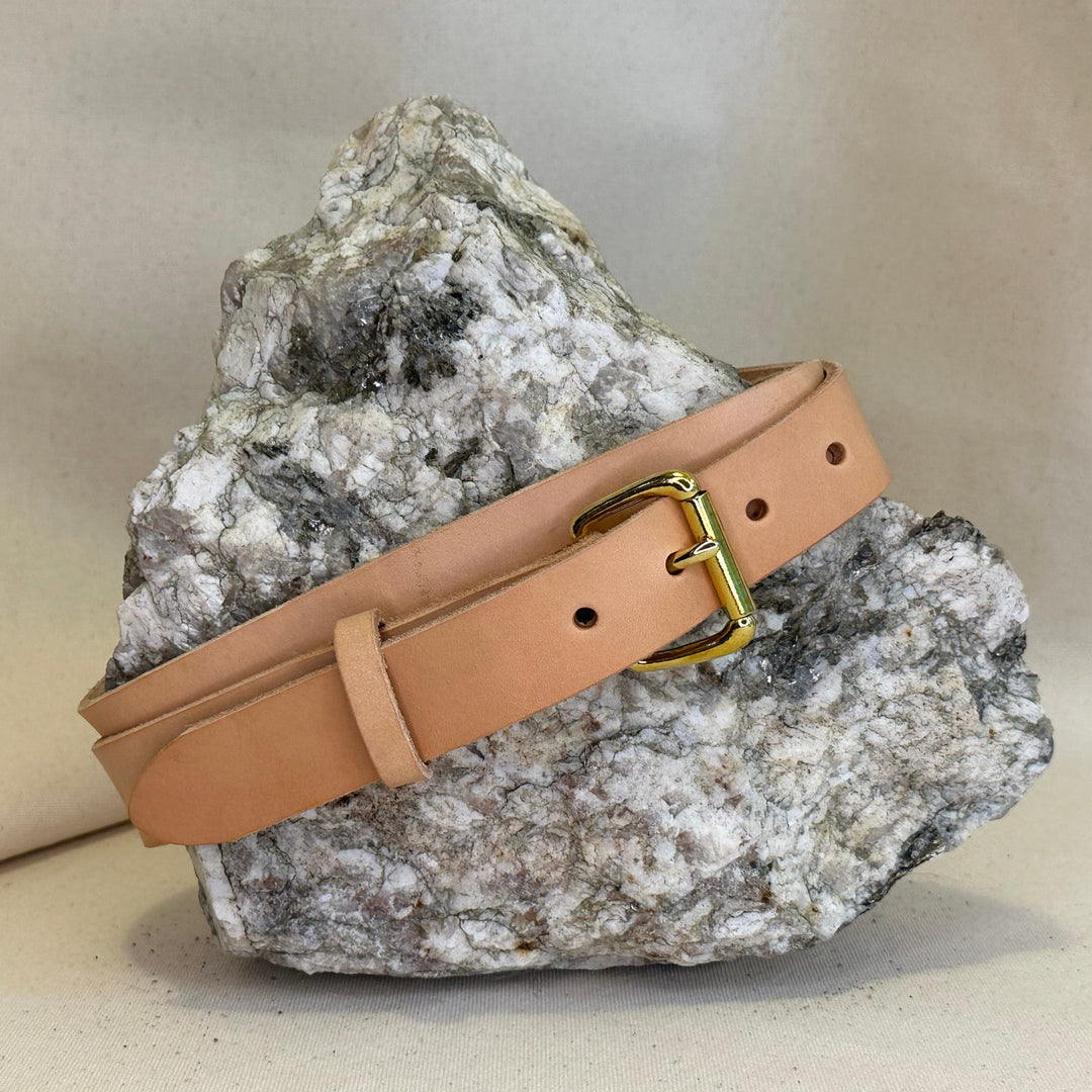 Shining Rock Goods 1.25 inch handmade veg tan leather belt non gendered unisex gifts equestrian with solid brass roller belt buckle