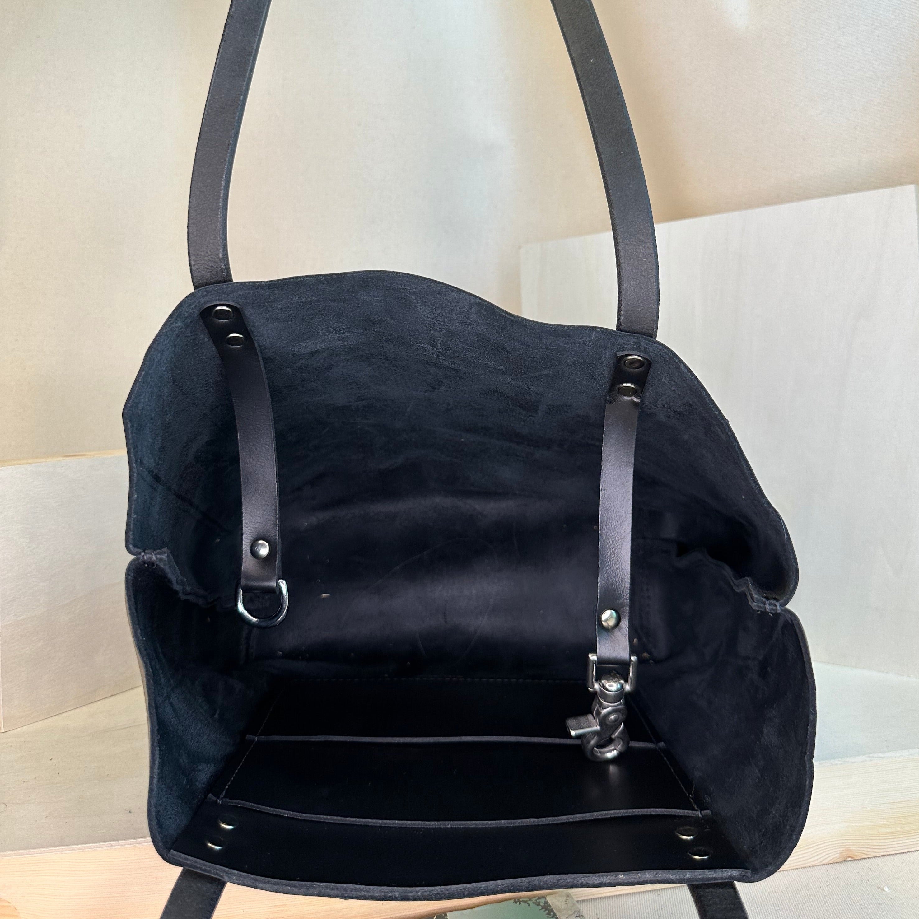 Black EDC Leather Tote Bag – Shining Rock Goods